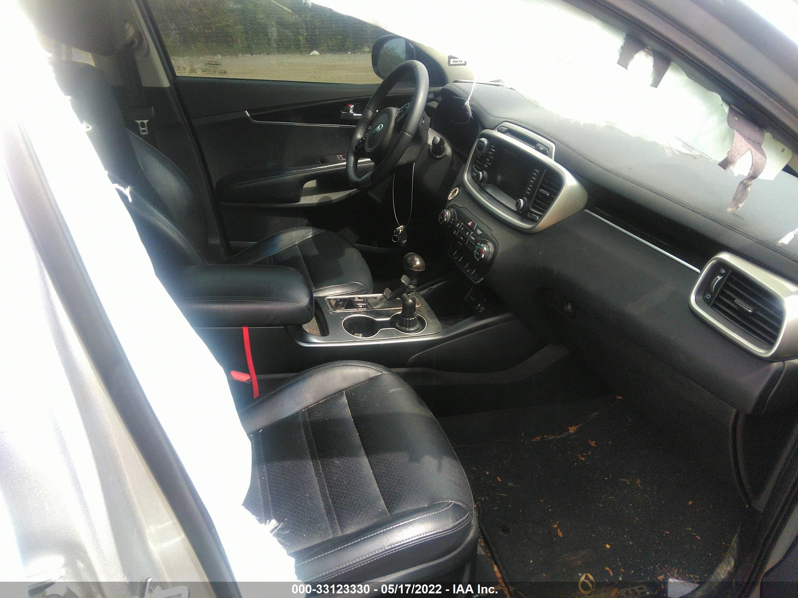 Photo 4 VIN: 5XYPG4A3XHG326758 - KIA SORENTO 