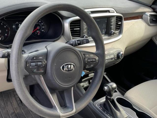 Photo 8 VIN: 5XYPG4A3XJG344246 - KIA SORENTO LX 