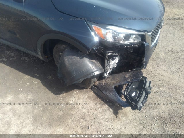 Photo 5 VIN: 5XYPG4A3XJG352251 - KIA SORENTO 