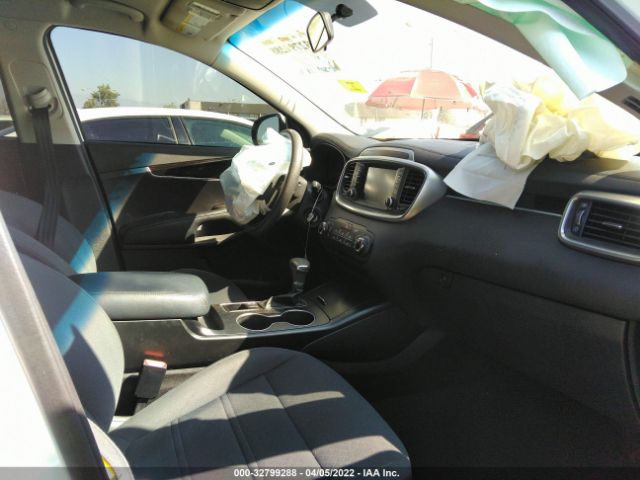 Photo 4 VIN: 5XYPG4A3XKG437625 - KIA SORENTO 