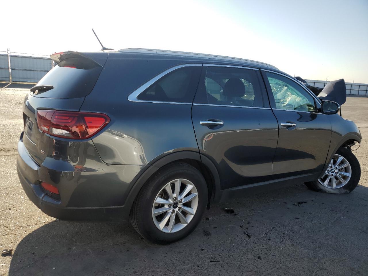 Photo 2 VIN: 5XYPG4A3XLG623571 - KIA SORENTO 