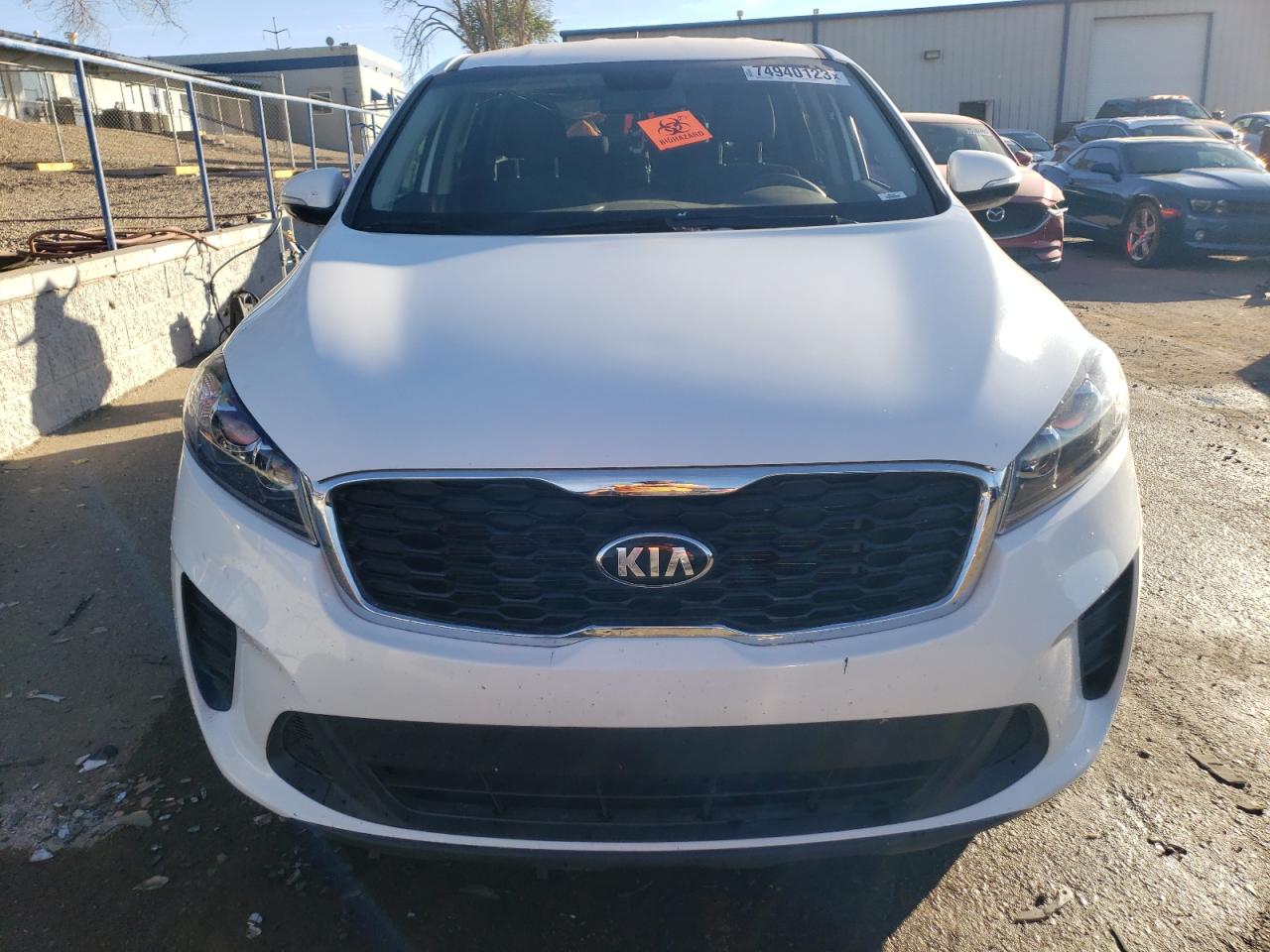 Photo 4 VIN: 5XYPG4A3XLG700052 - KIA SORENTO 