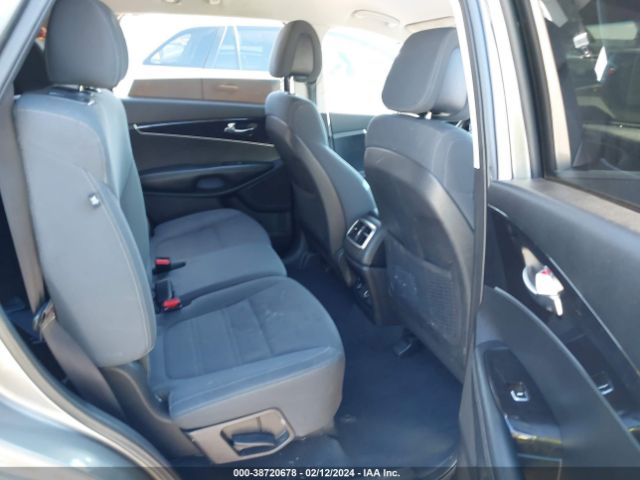 Photo 7 VIN: 5XYPG4A50GG160377 - KIA SORENTO 