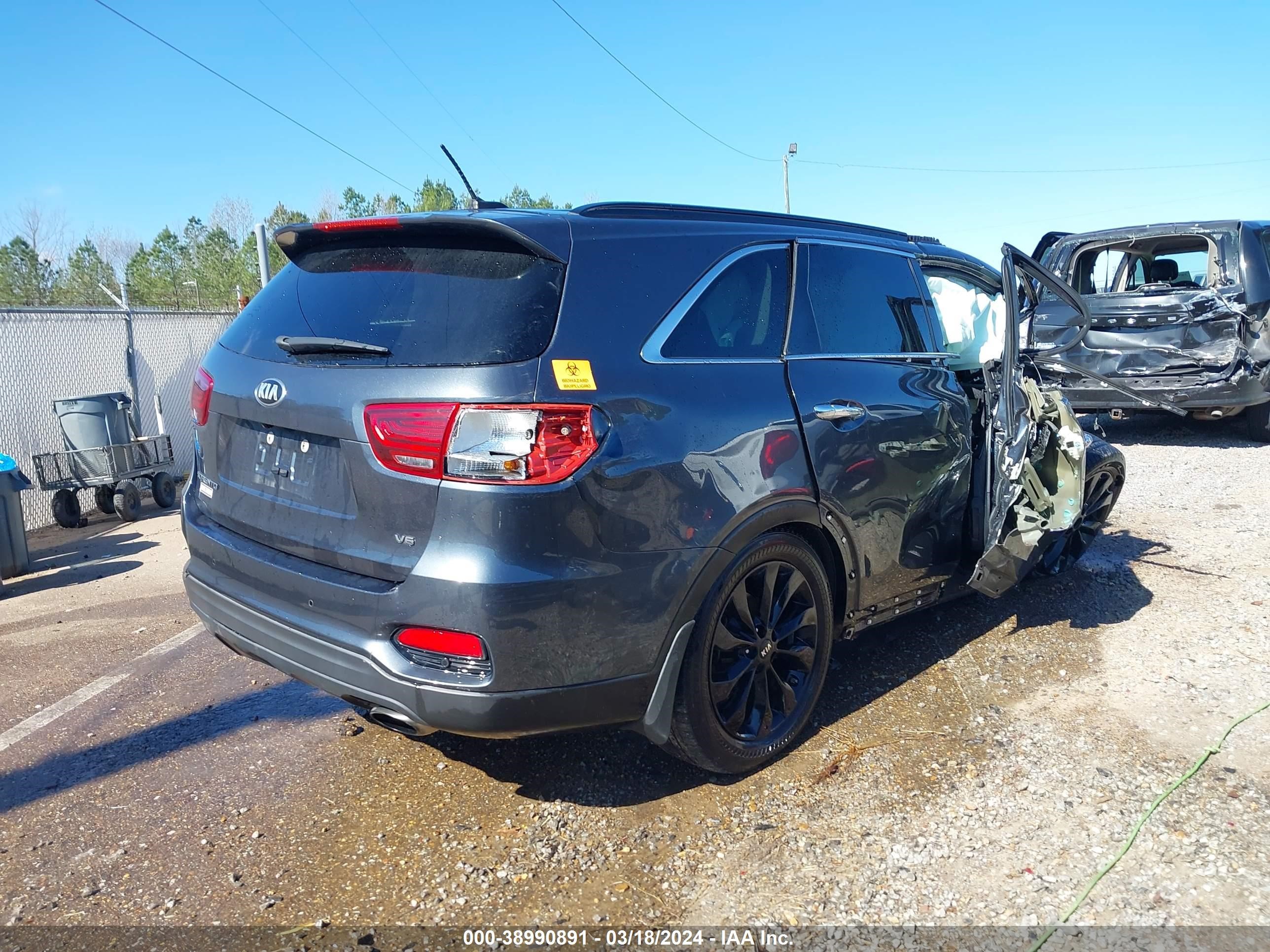 Photo 3 VIN: 5XYPG4A50KG602132 - KIA SORENTO 