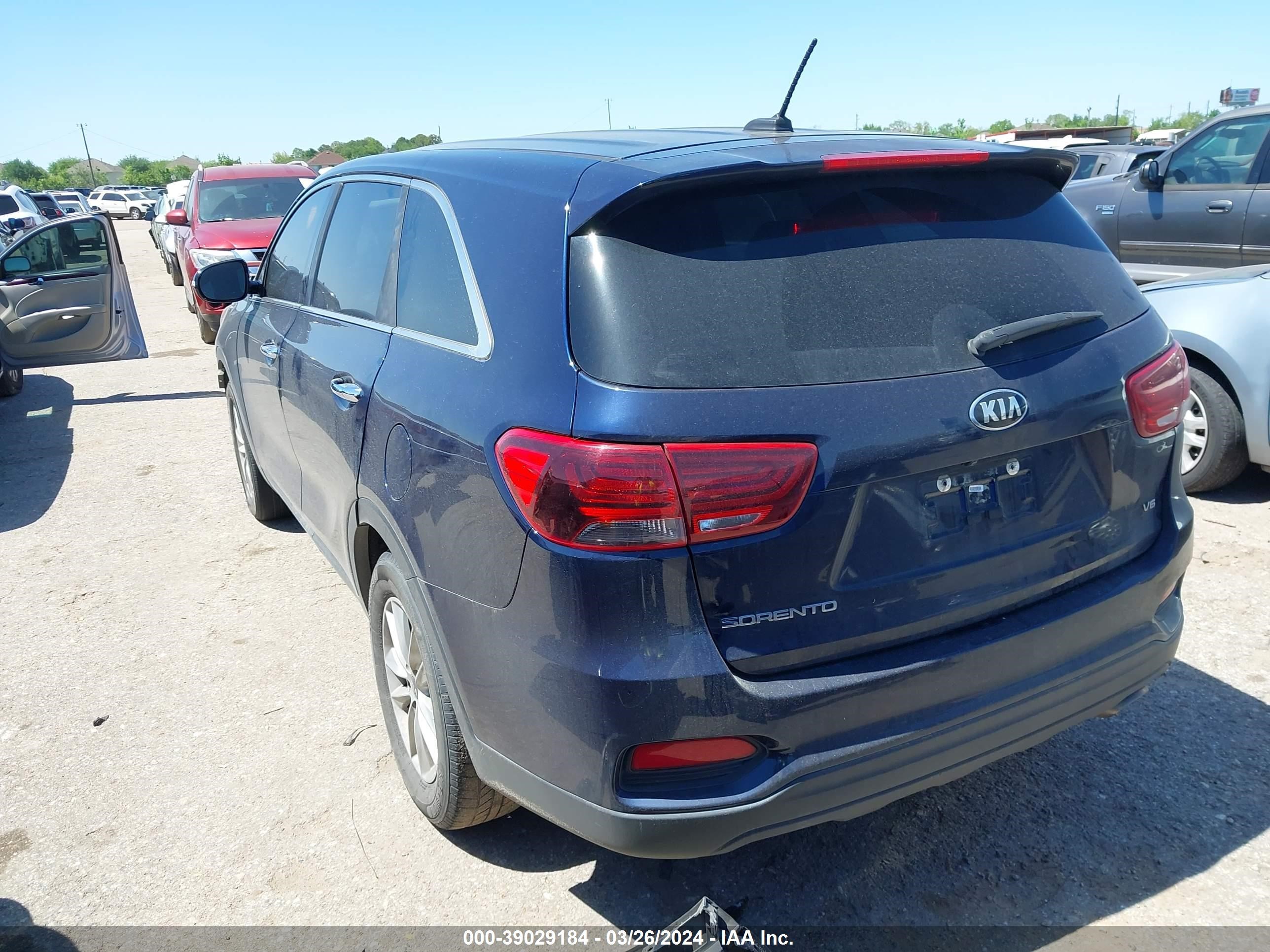 Photo 2 VIN: 5XYPG4A51LG616218 - KIA SORENTO 