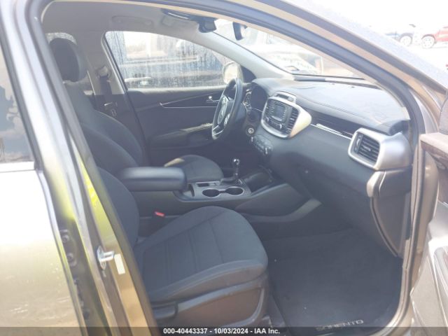 Photo 4 VIN: 5XYPG4A52GG157304 - KIA SORENTO 