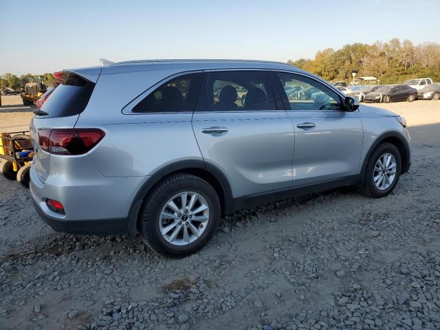 Photo 2 VIN: 5XYPG4A52KG474895 - KIA SORENTO 