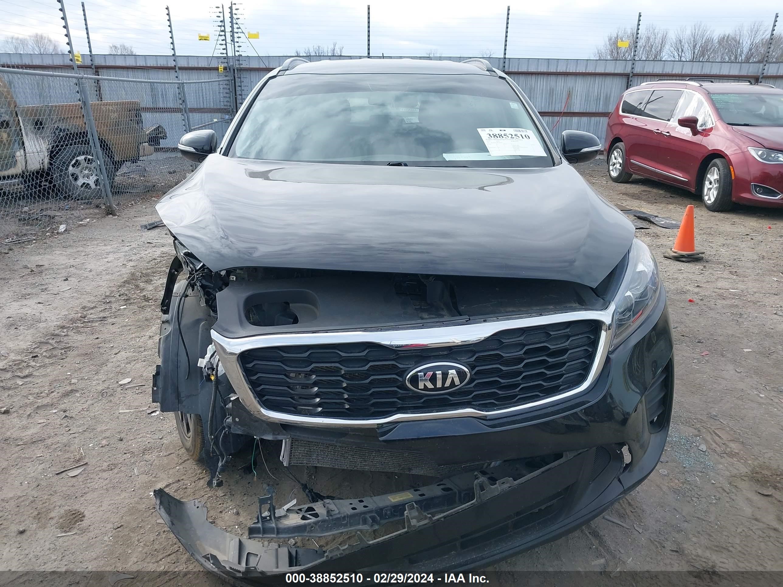 Photo 12 VIN: 5XYPG4A52KG607851 - KIA SORENTO 