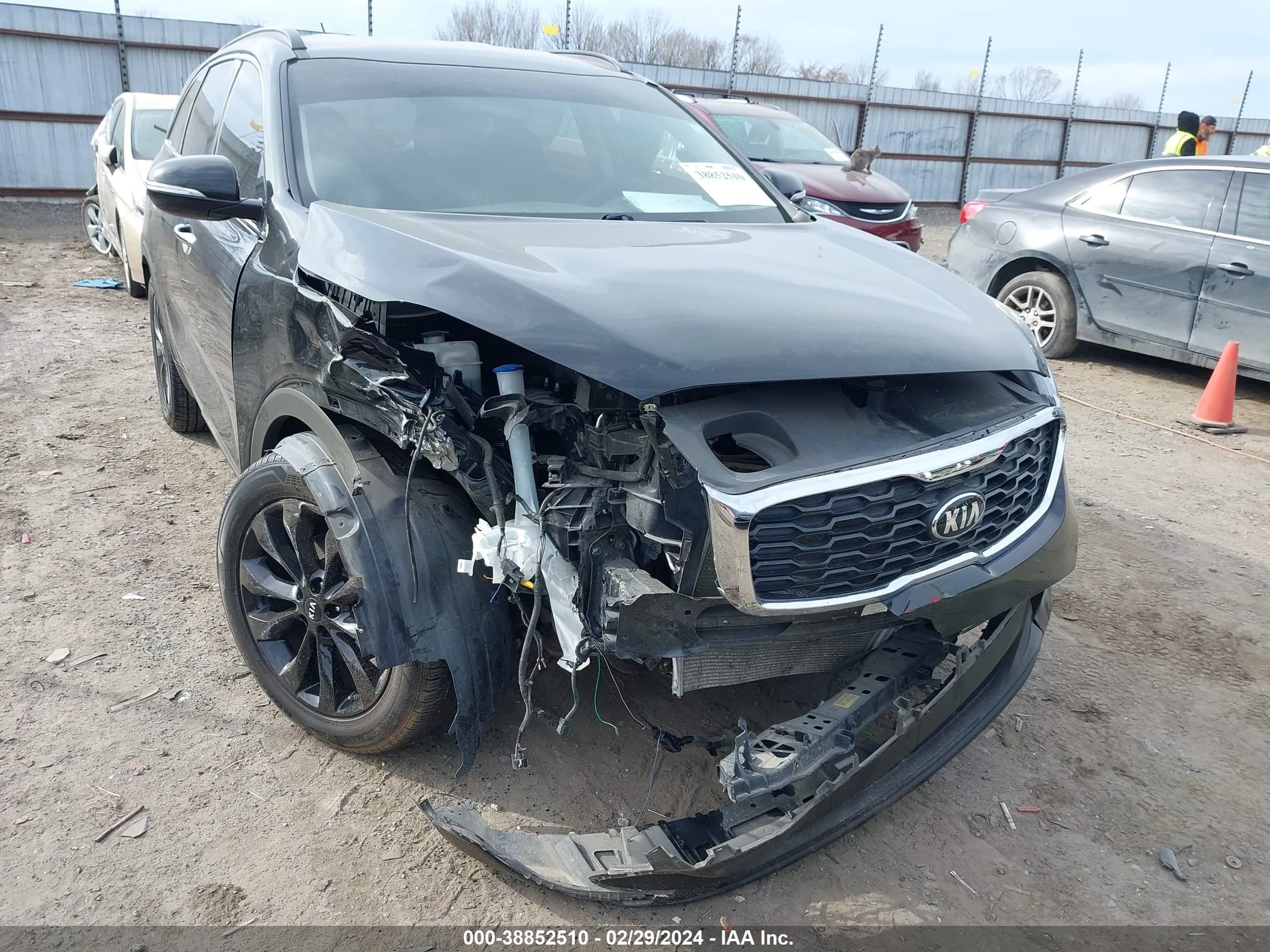 Photo 5 VIN: 5XYPG4A52KG607851 - KIA SORENTO 