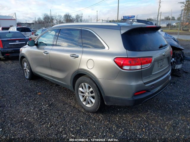 Photo 2 VIN: 5XYPG4A54GG027377 - KIA SORENTO 