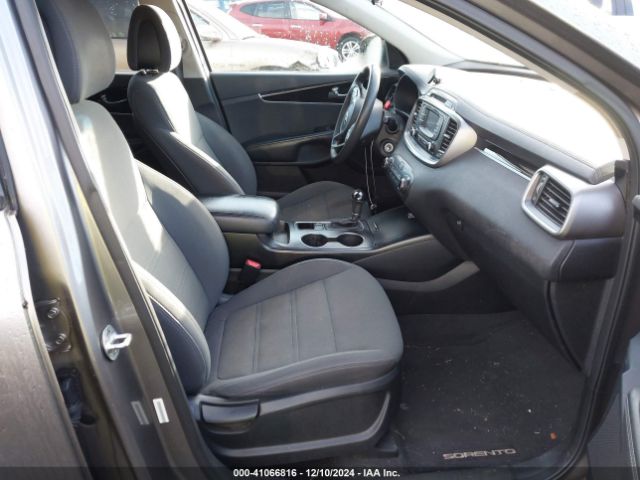 Photo 4 VIN: 5XYPG4A54GG027377 - KIA SORENTO 