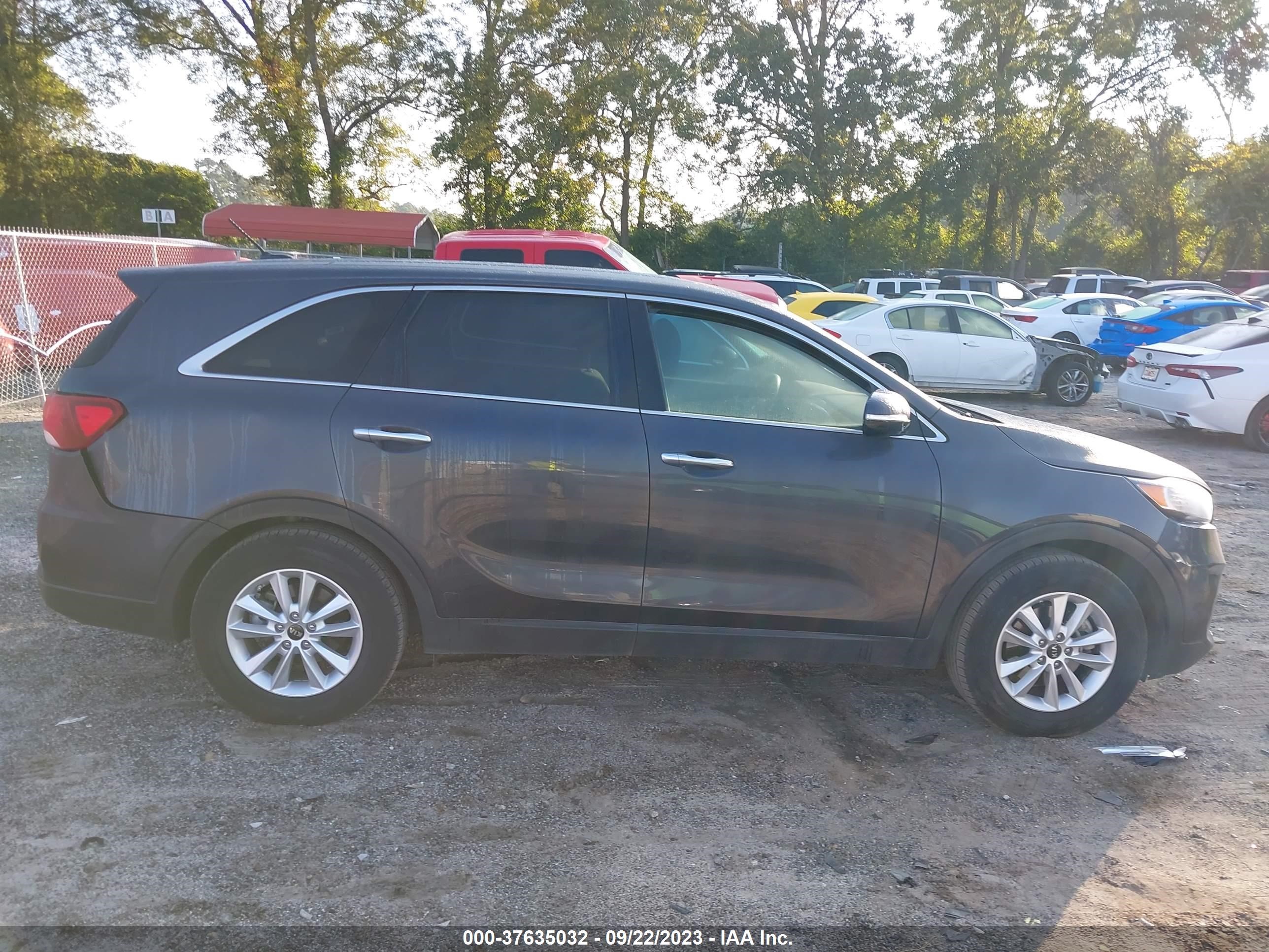 Photo 12 VIN: 5XYPG4A54KG487485 - KIA SORENTO 