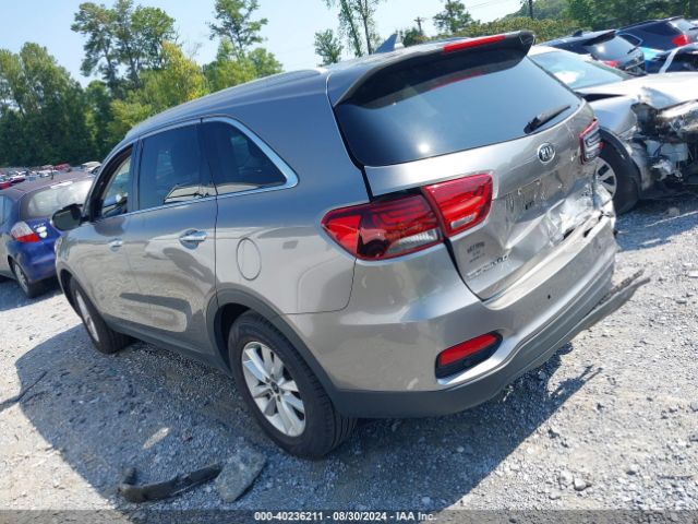 Photo 2 VIN: 5XYPG4A54KG526608 - KIA SORENTO 