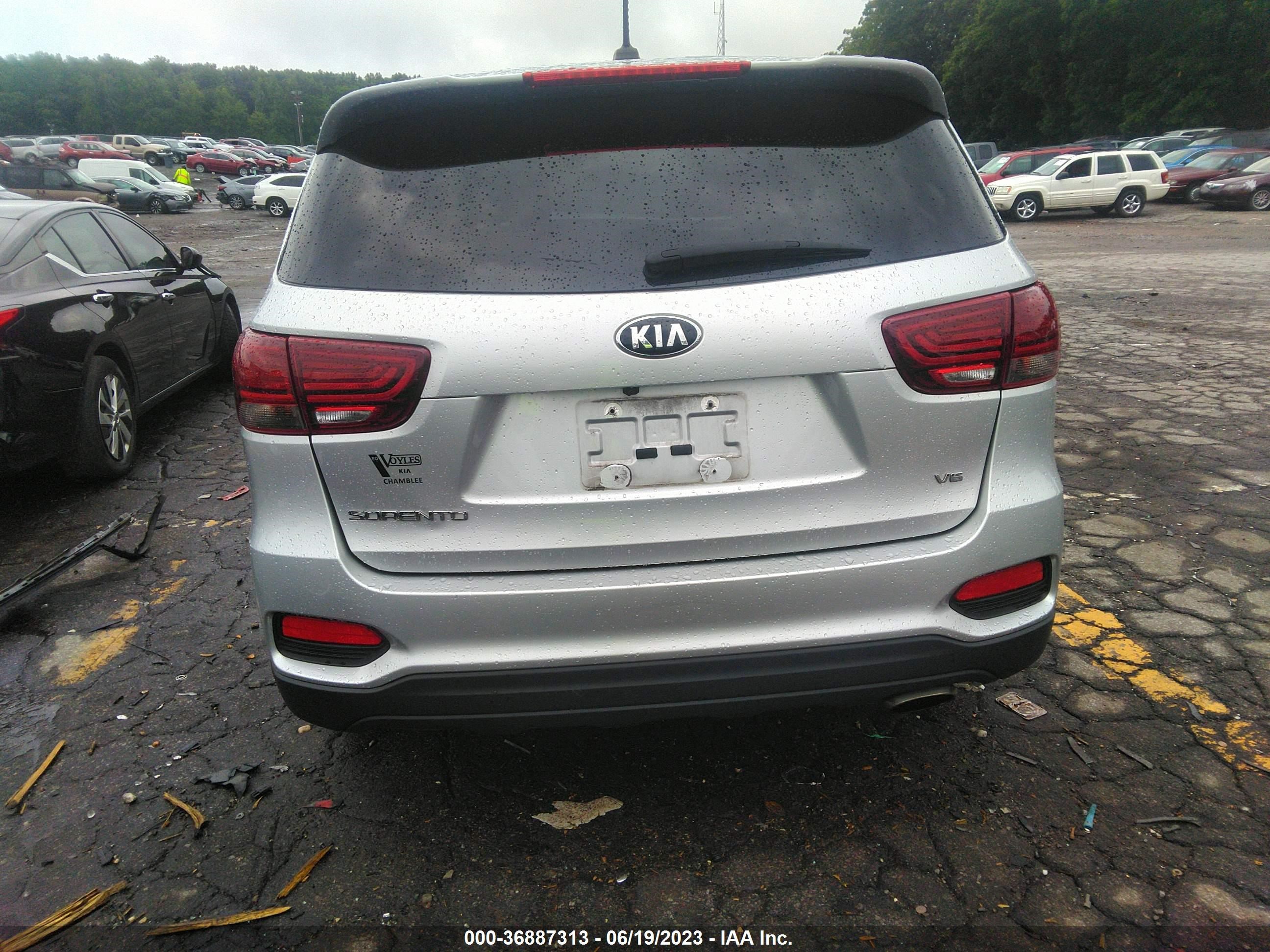 Photo 15 VIN: 5XYPG4A55KG491299 - KIA SORENTO 