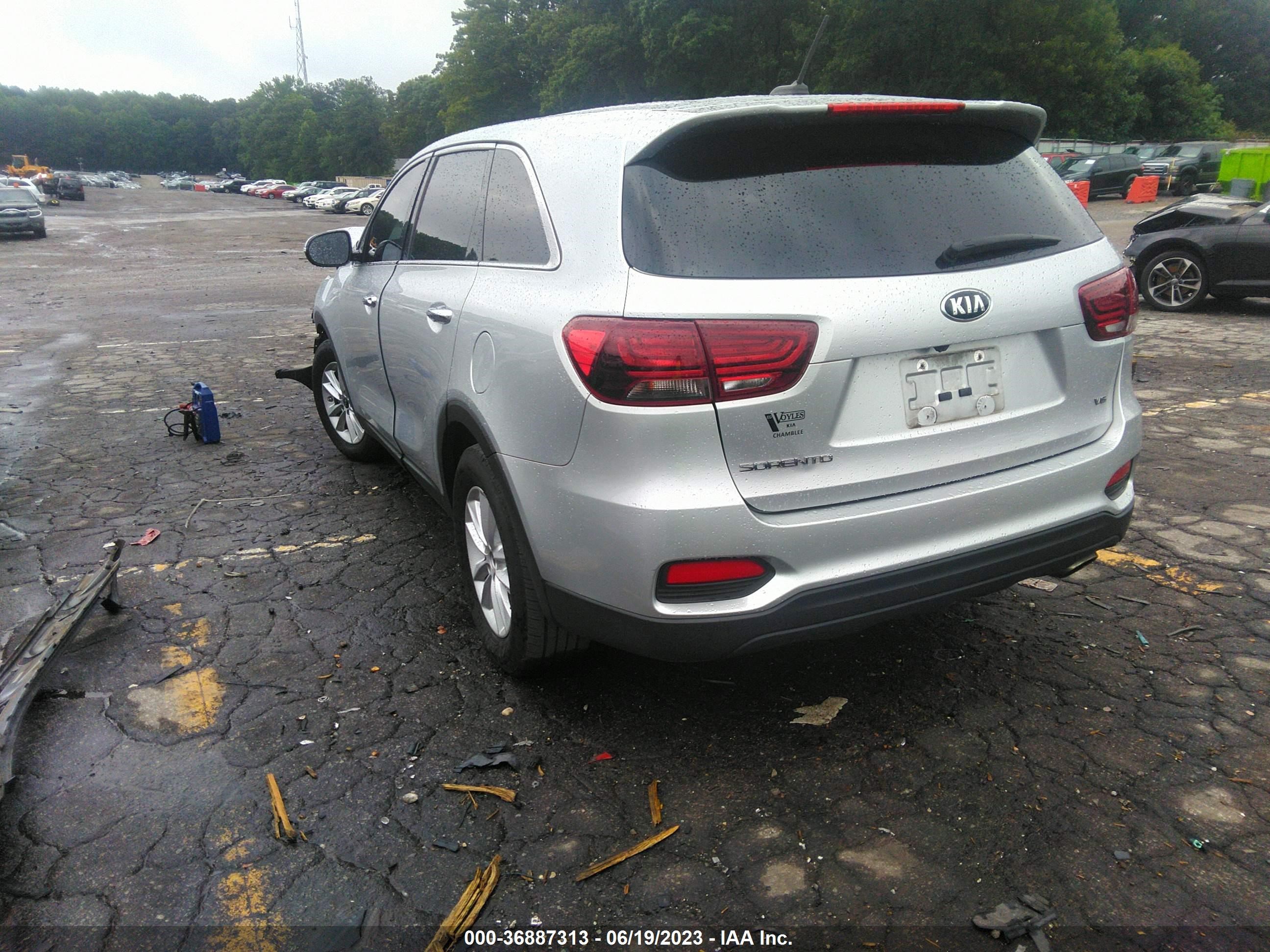 Photo 2 VIN: 5XYPG4A55KG491299 - KIA SORENTO 