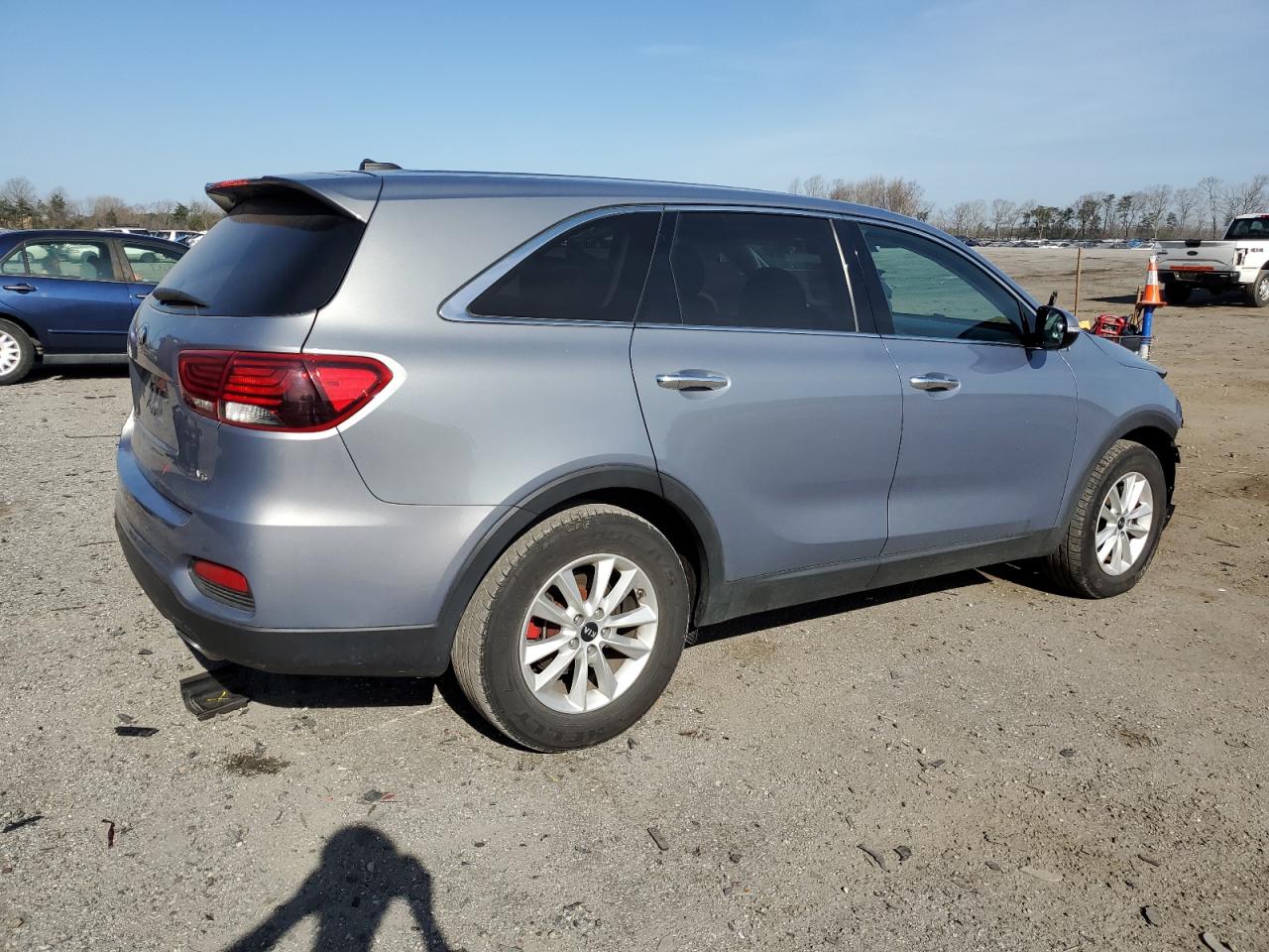 Photo 2 VIN: 5XYPG4A55LG613936 - KIA SORENTO 