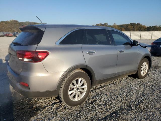 Photo 2 VIN: 5XYPG4A55LG631496 - KIA SORENTO S 