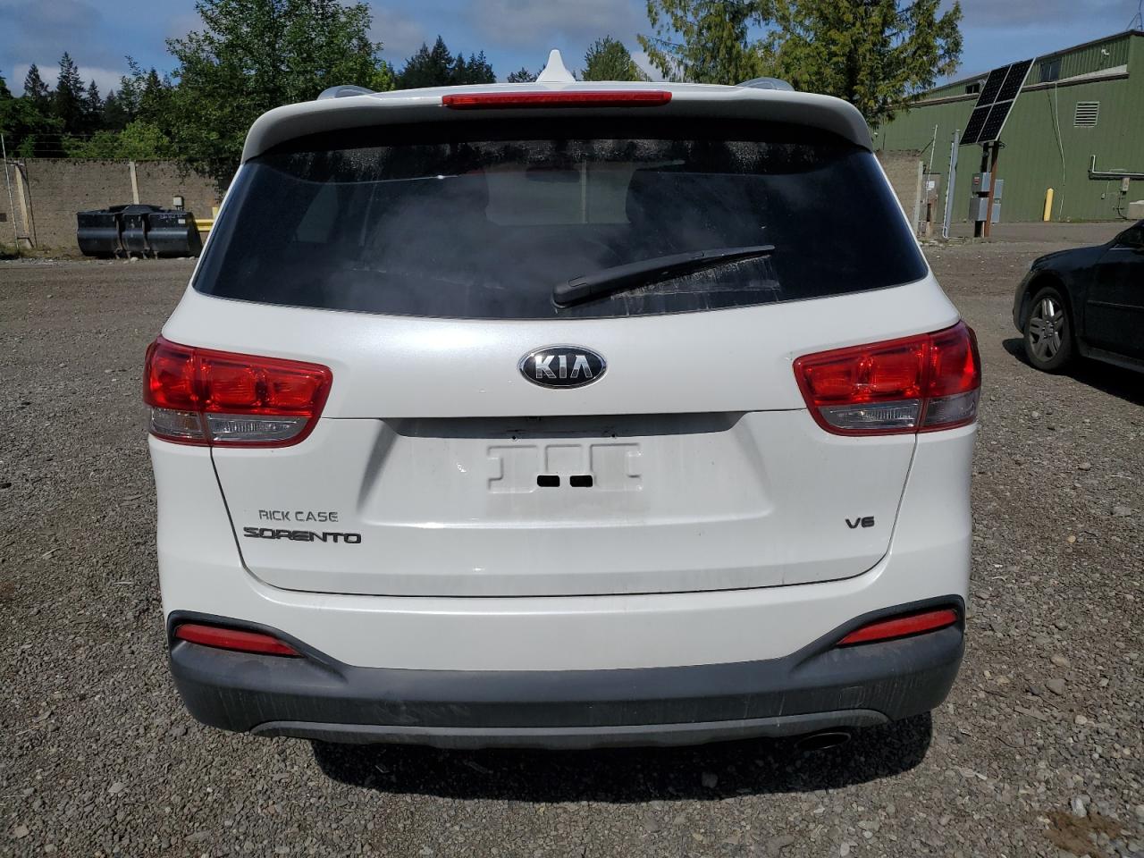 Photo 5 VIN: 5XYPG4A56GG019331 - KIA SORENTO 