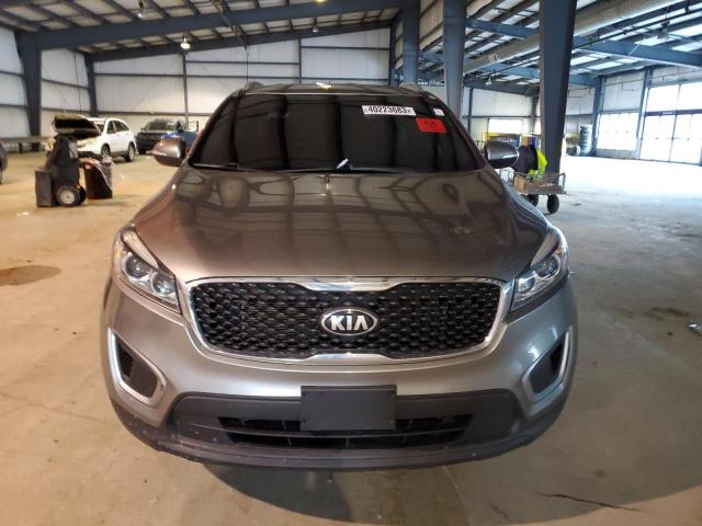 Photo 4 VIN: 5XYPG4A56HG219496 - KIA SORENTO LX 