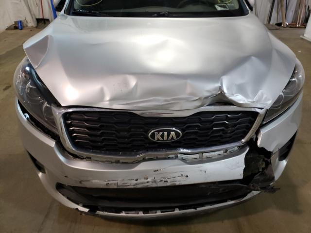 Photo 8 VIN: 5XYPG4A56KG489402 - KIA SORENTO 