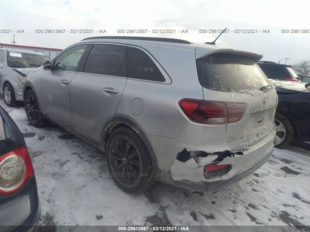 Photo 2 VIN: 5XYPG4A56KG589256 - KIA SORENTO 