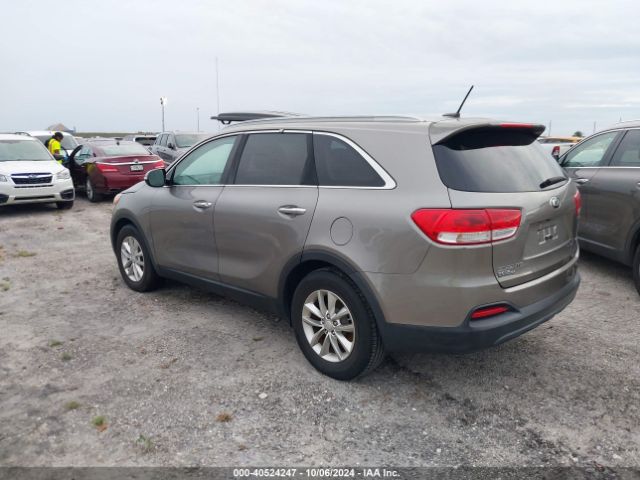 Photo 2 VIN: 5XYPG4A57GG137873 - KIA SORENTO 