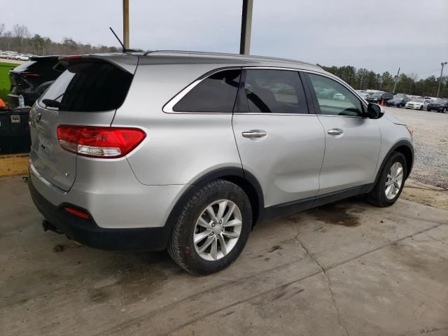 Photo 2 VIN: 5XYPG4A57GG152941 - KIA SORENTO LX 