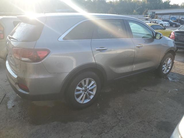 Photo 2 VIN: 5XYPG4A58KG446583 - KIA SORENTO 