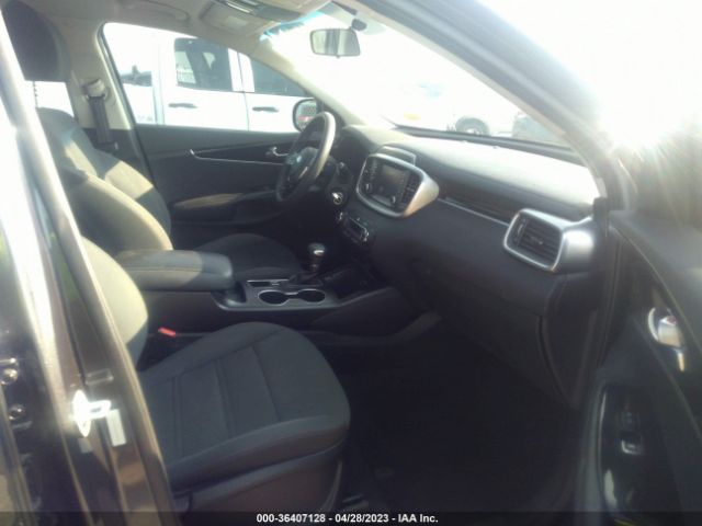 Photo 4 VIN: 5XYPG4A58KG493970 - KIA SORENTO 