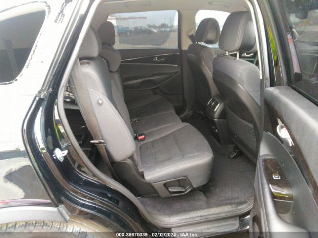 Photo 7 VIN: 5XYPG4A59GG012485 - KIA SORENTO 