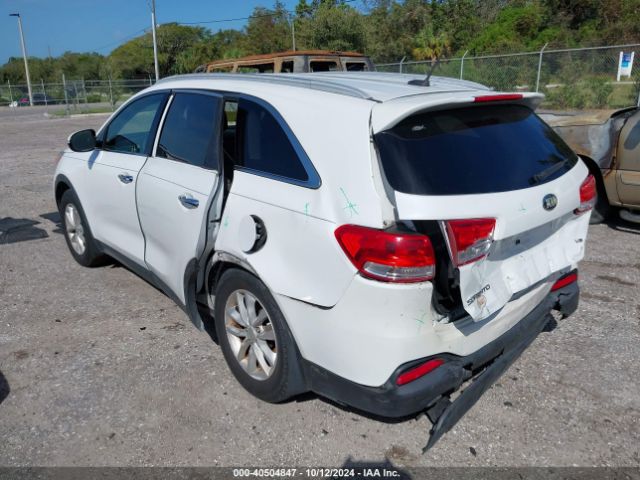 Photo 2 VIN: 5XYPG4A59GG094587 - KIA SORENTO 