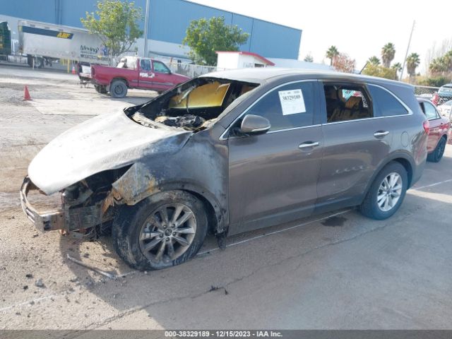 Photo 1 VIN: 5XYPG4A59KG570667 - KIA SORENTO 