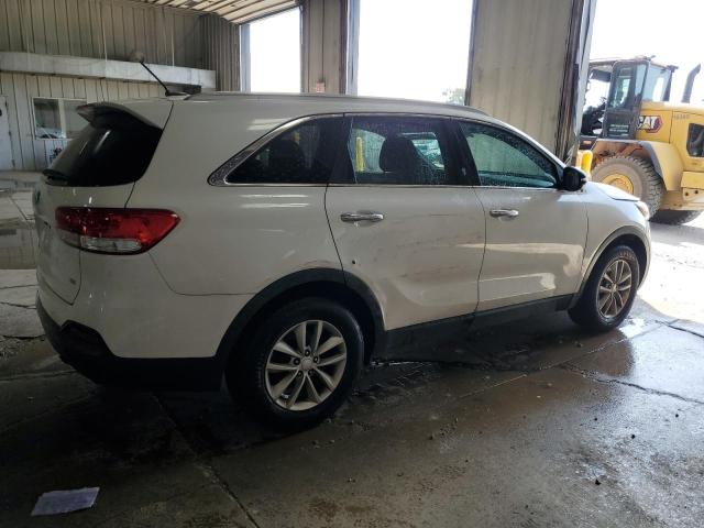 Photo 2 VIN: 5XYPG4A5XGG178529 - KIA SORENTO LX 