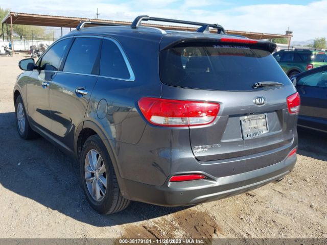 Photo 2 VIN: 5XYPG4A5XJG339825 - KIA SORENTO 