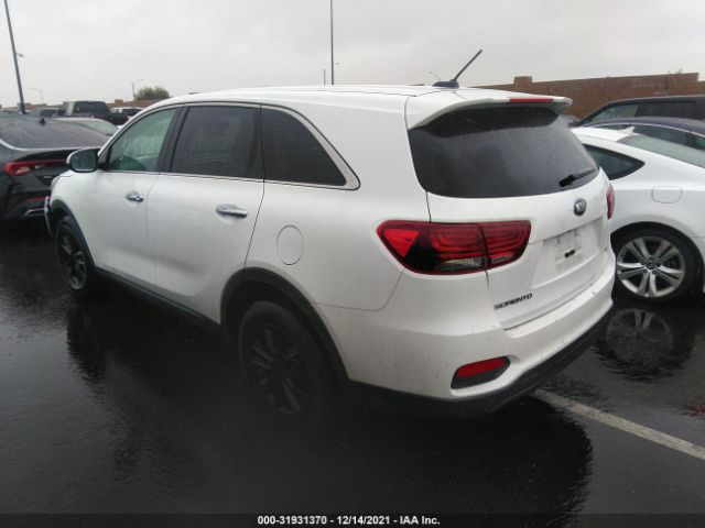 Photo 2 VIN: 5XYPG4A5XKG490794 - KIA SORENTO 