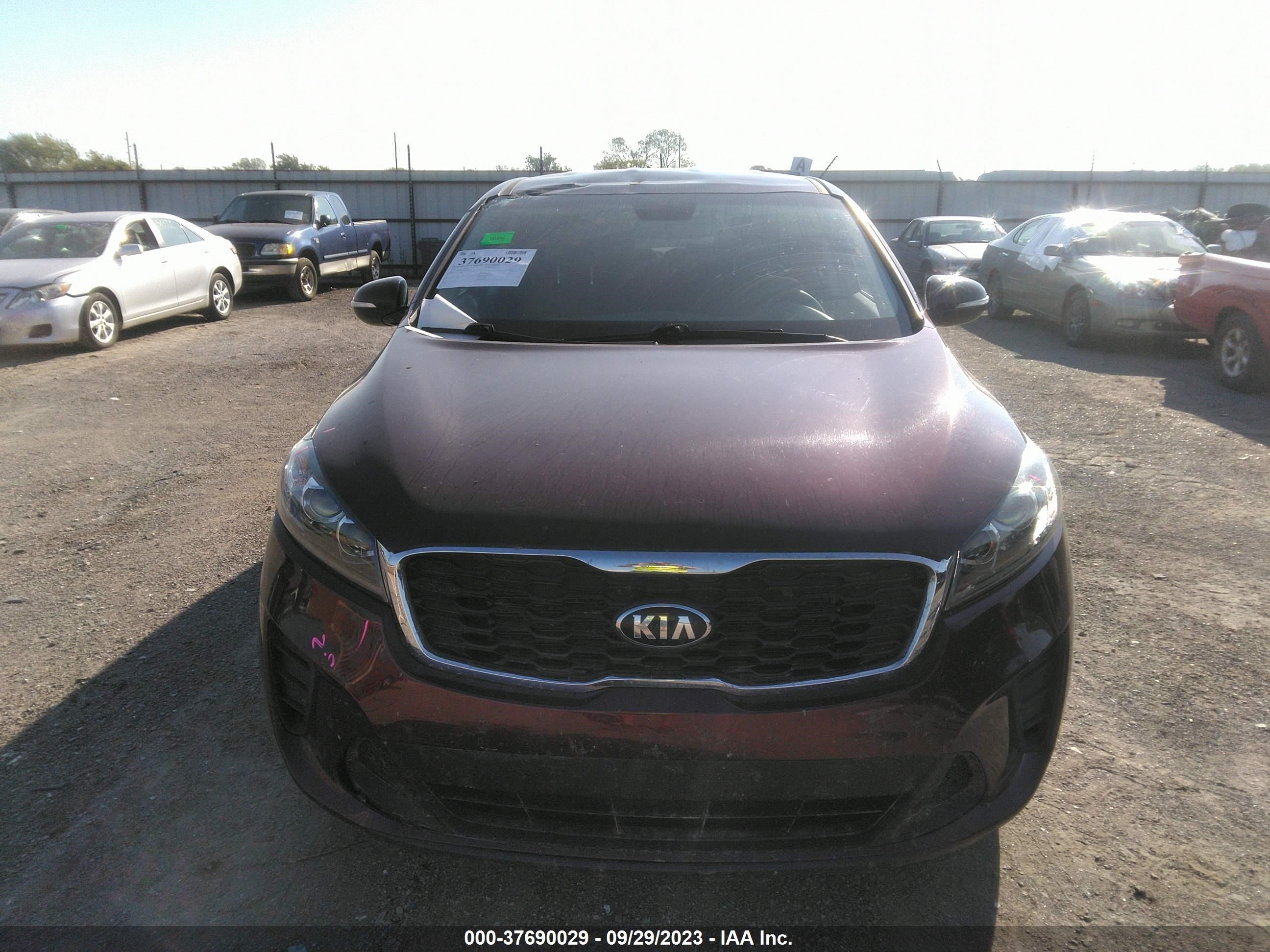 Photo 11 VIN: 5XYPG4A5XLG630635 - KIA SORENTO 