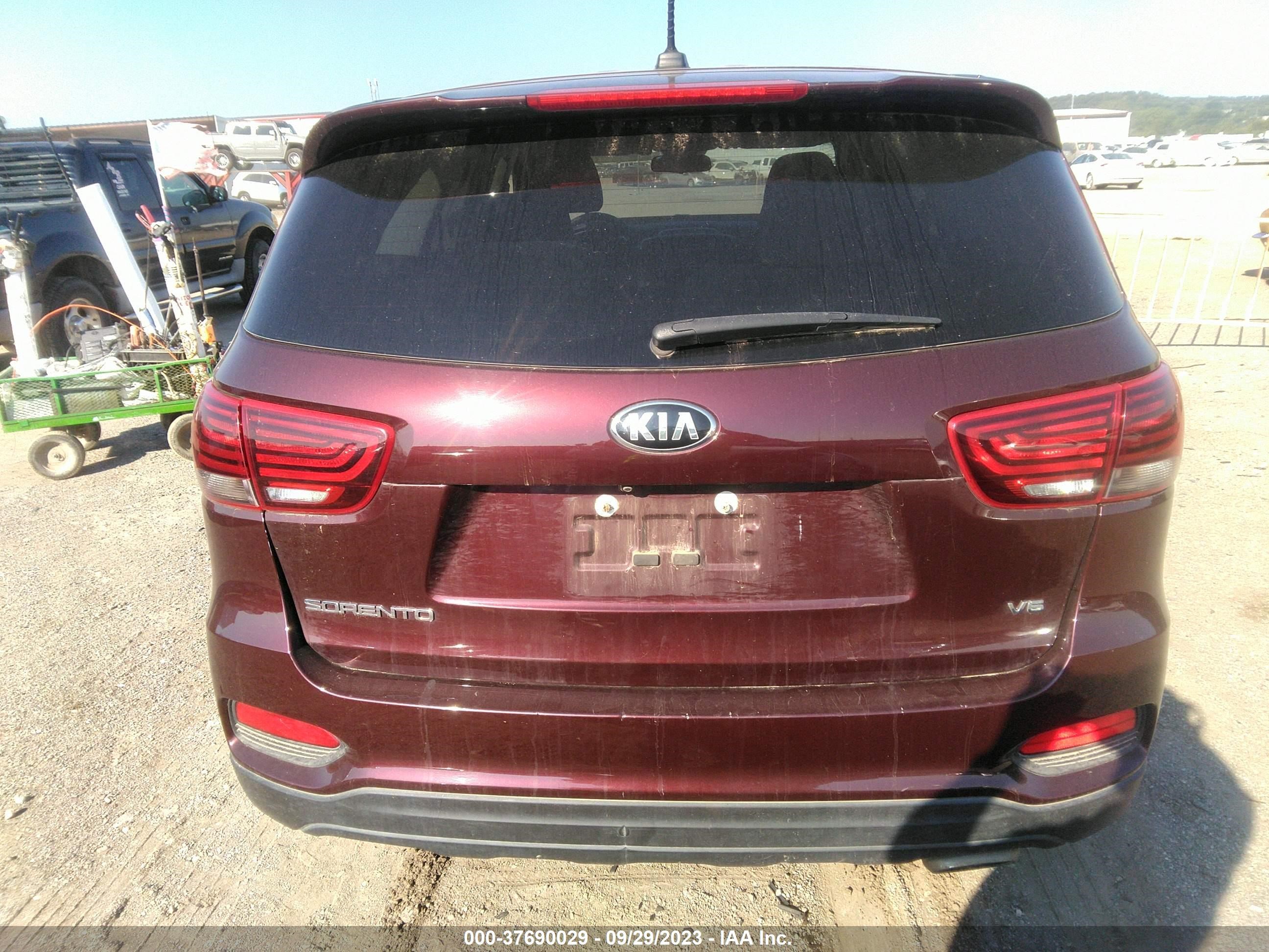 Photo 15 VIN: 5XYPG4A5XLG630635 - KIA SORENTO 