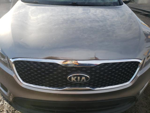 Photo 8 VIN: 5XYPGDA11JG350015 - KIA SORENTO LX 