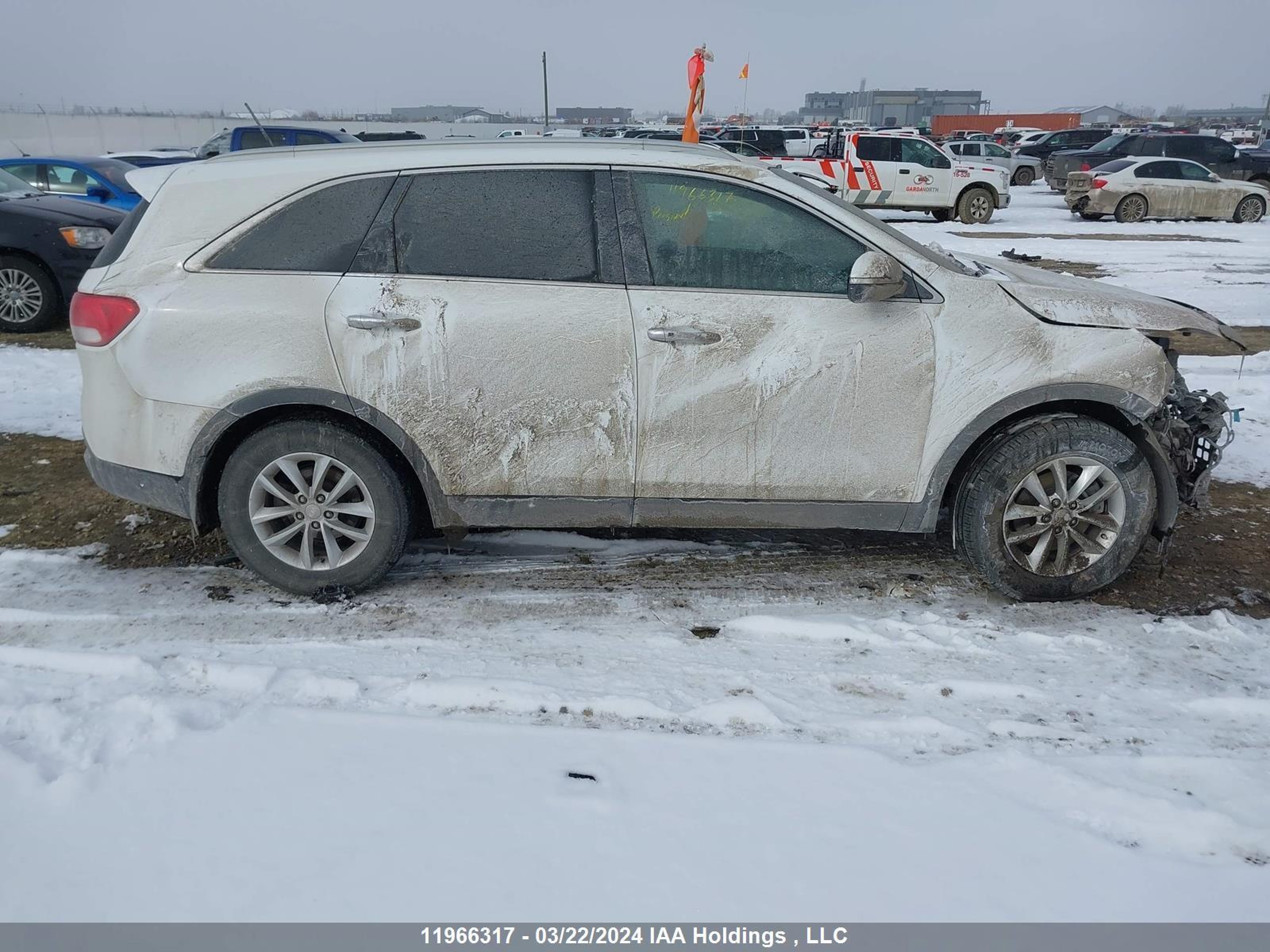 Photo 13 VIN: 5XYPGDA14GG029174 - KIA SORENTO 