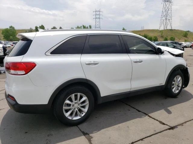 Photo 2 VIN: 5XYPGDA30JG359077 - KIA SORENTO LX 