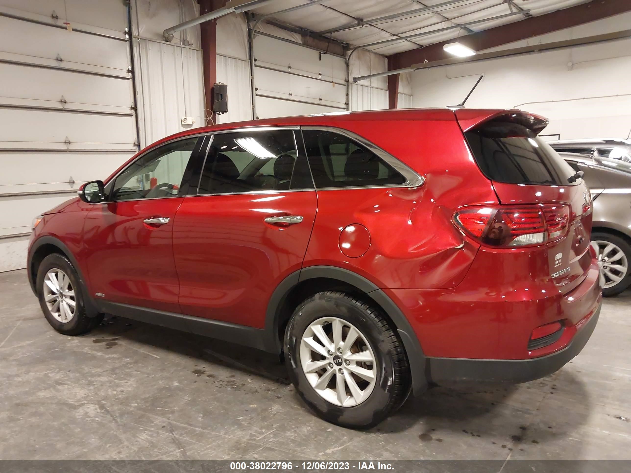 Photo 14 VIN: 5XYPGDA30KG467782 - KIA SORENTO 