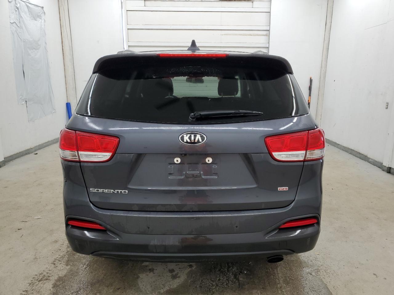 Photo 5 VIN: 5XYPGDA31HG190200 - KIA SORENTO 