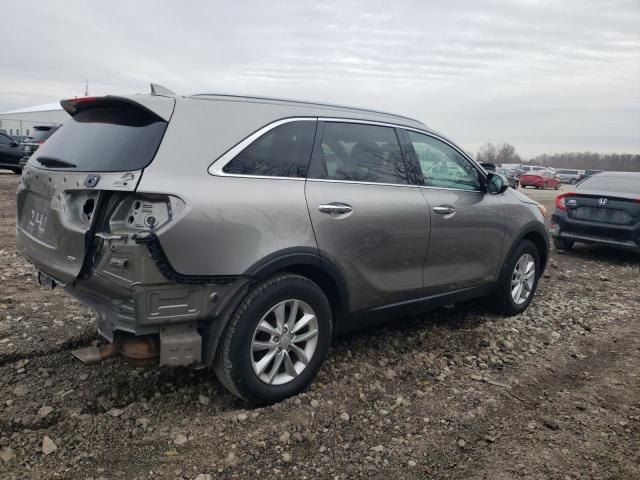 Photo 2 VIN: 5XYPGDA32JG426164 - KIA SORENTO LX 