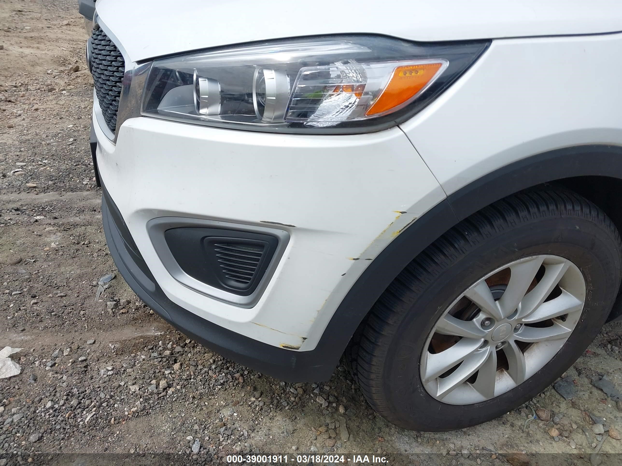 Photo 11 VIN: 5XYPGDA33HG332739 - KIA SORENTO 