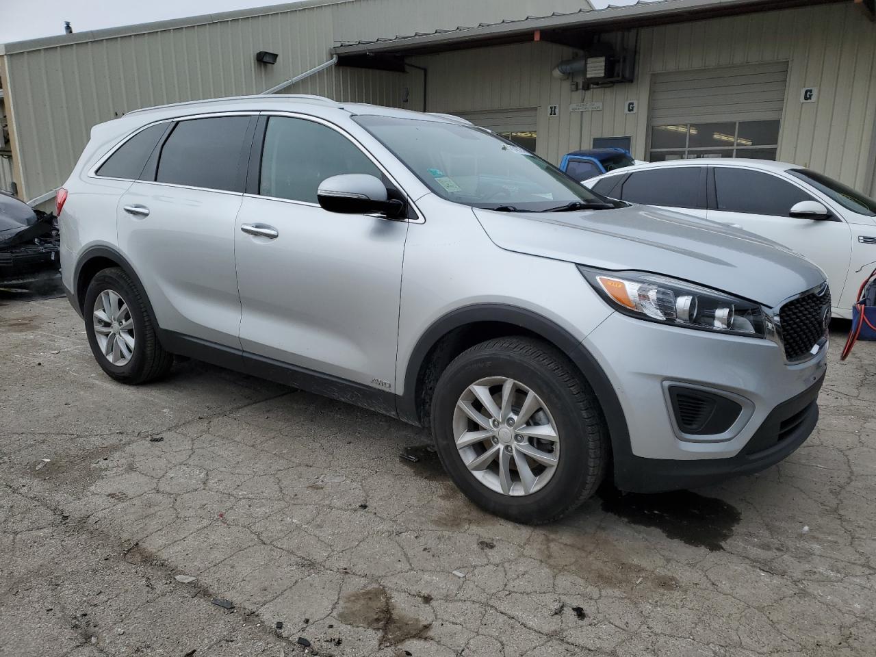 Photo 3 VIN: 5XYPGDA33JG400883 - KIA SORENTO 