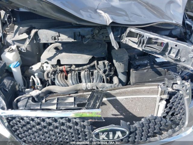 Photo 9 VIN: 5XYPGDA34GG108894 - KIA SORENTO 