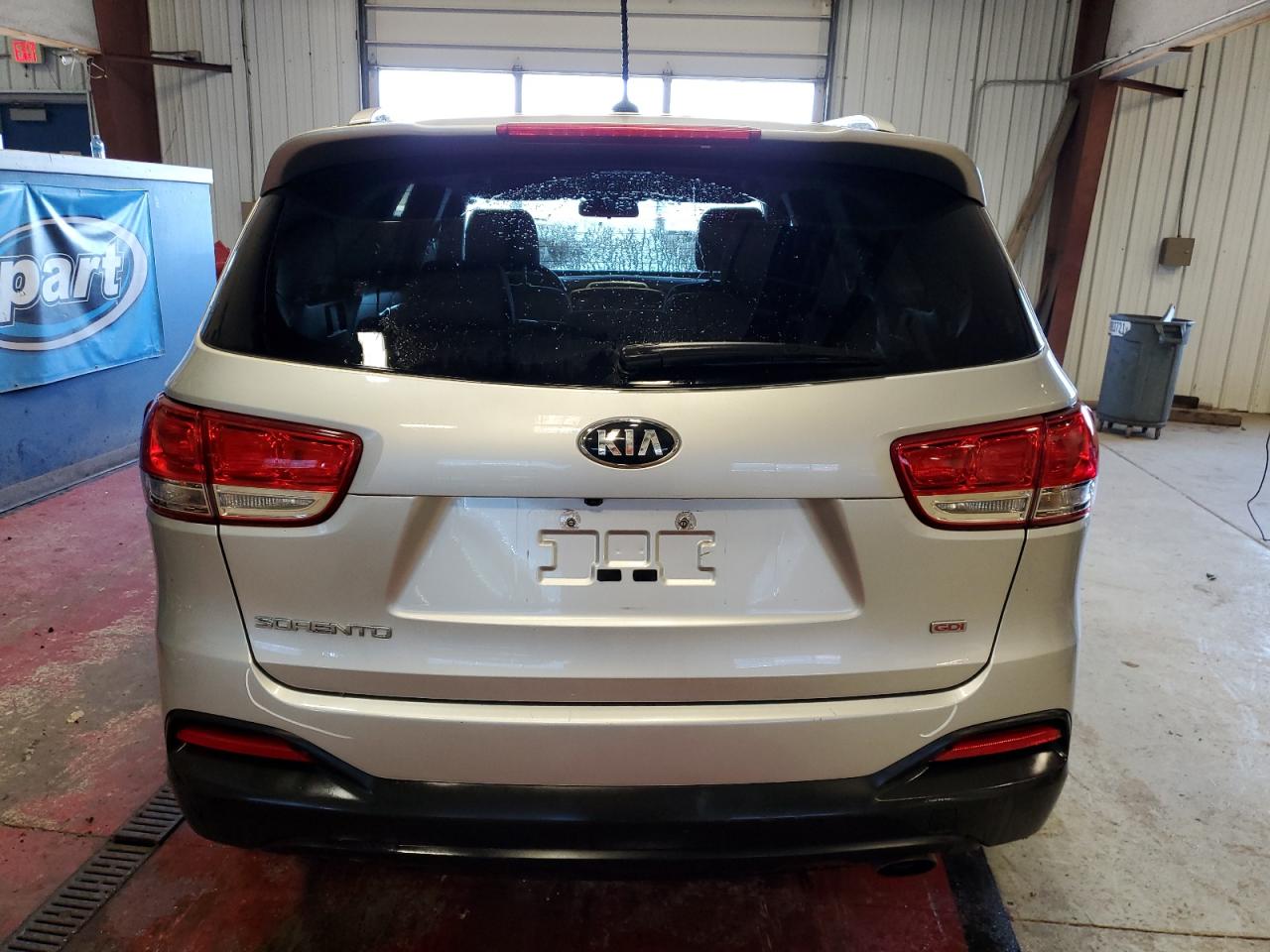 Photo 5 VIN: 5XYPGDA34HG282983 - KIA SORENTO 