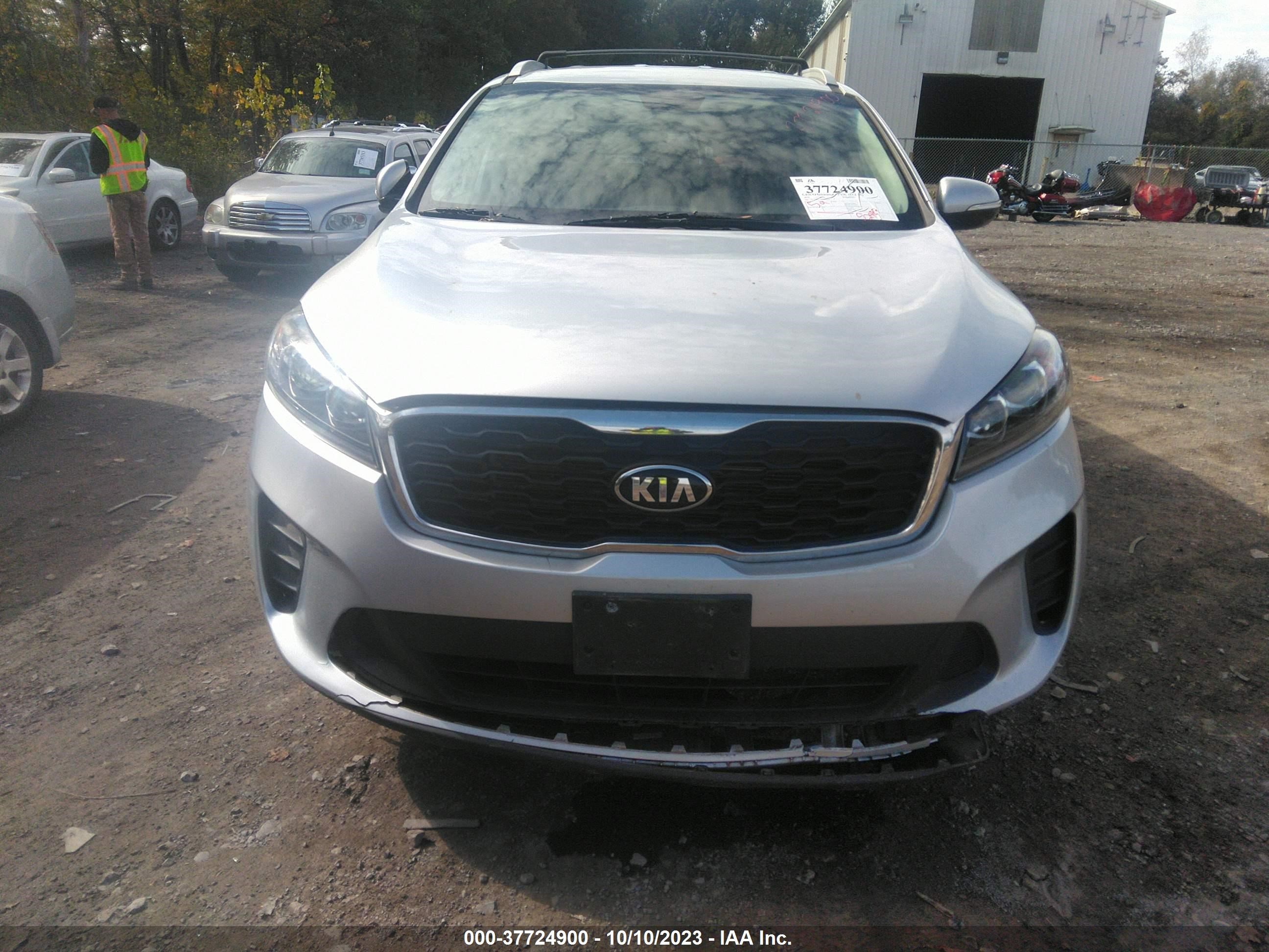 Photo 11 VIN: 5XYPGDA34KG439905 - KIA SORENTO 