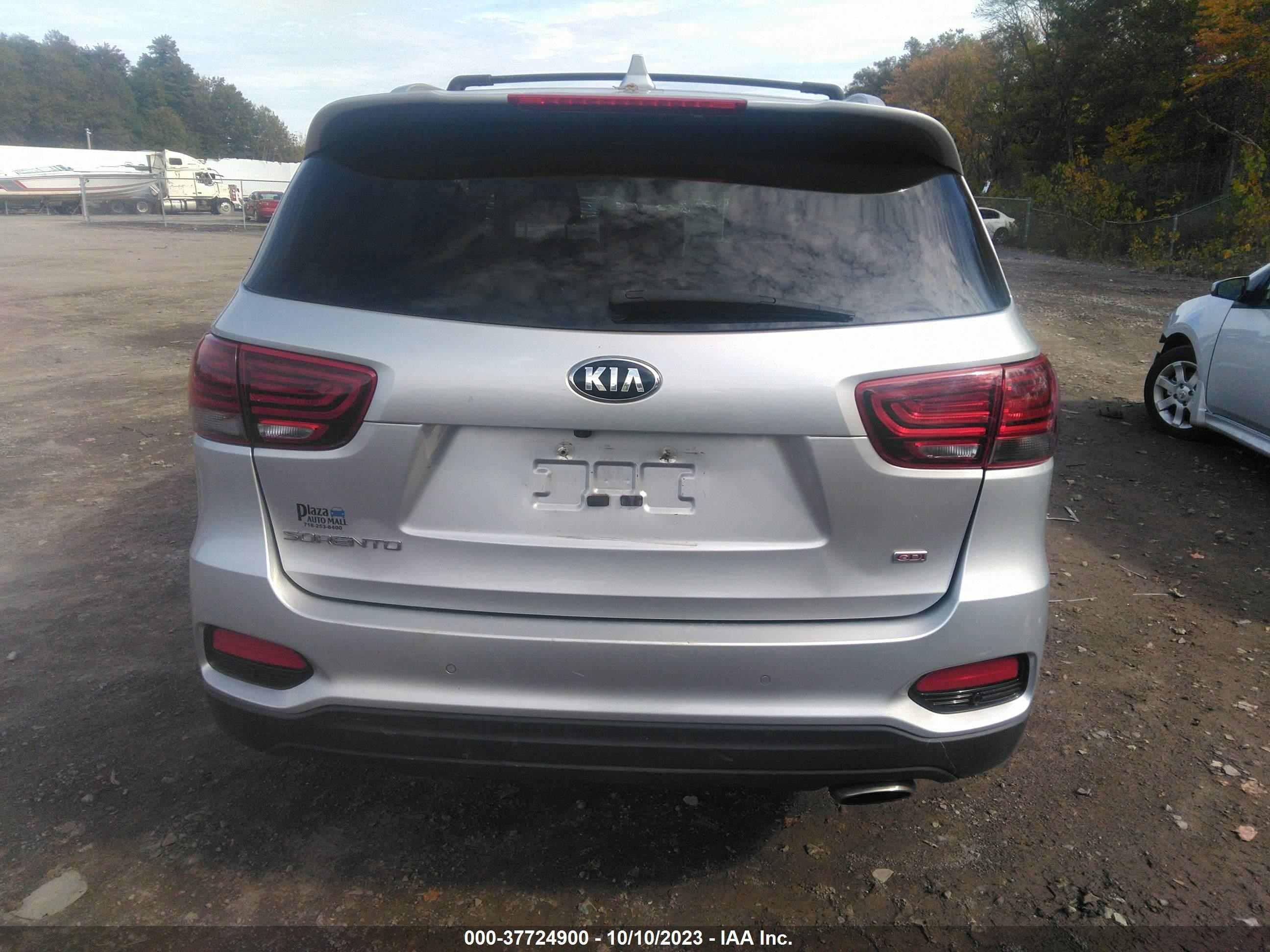 Photo 15 VIN: 5XYPGDA34KG439905 - KIA SORENTO 