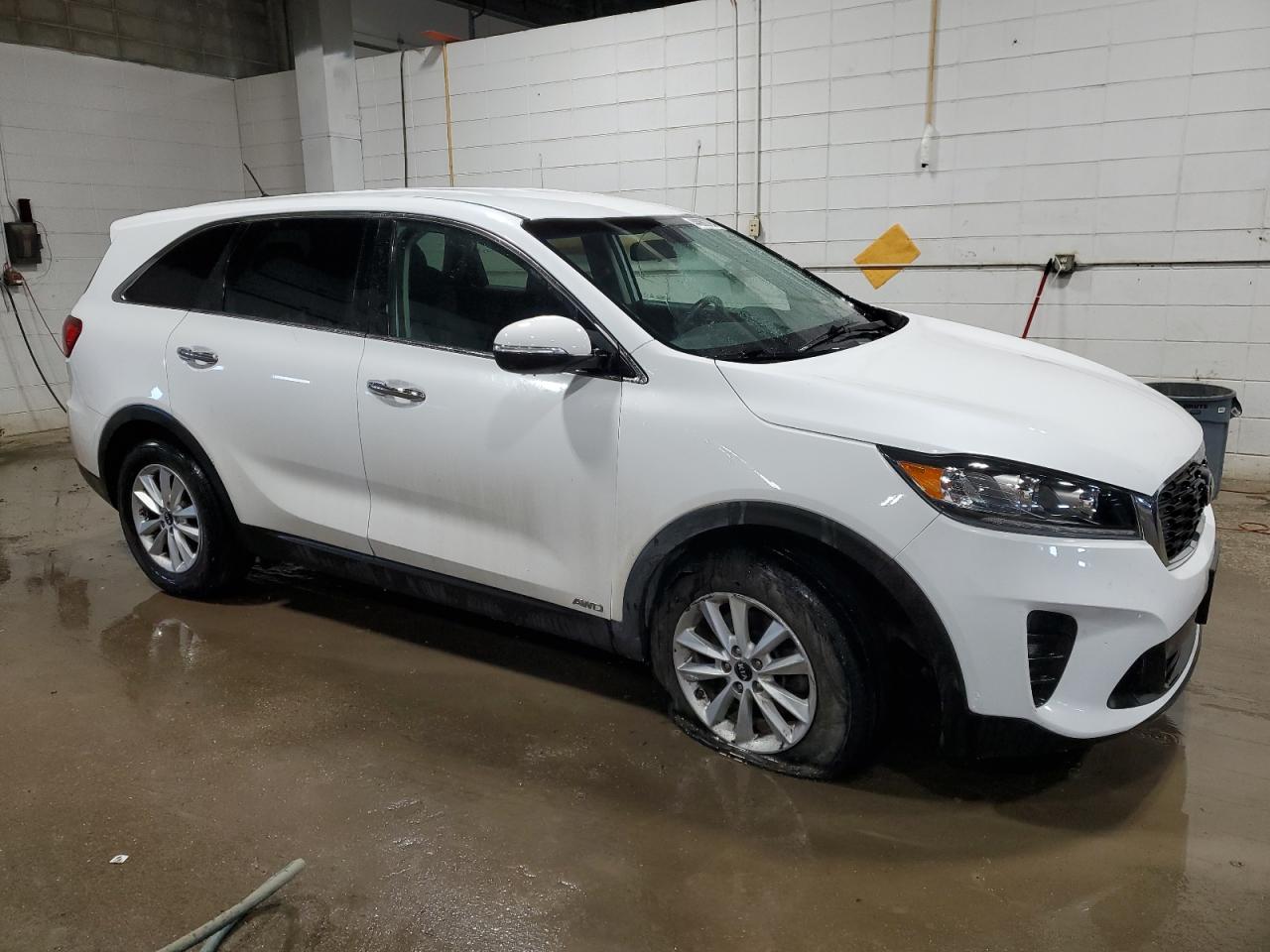 Photo 3 VIN: 5XYPGDA34KG451424 - KIA SORENTO 